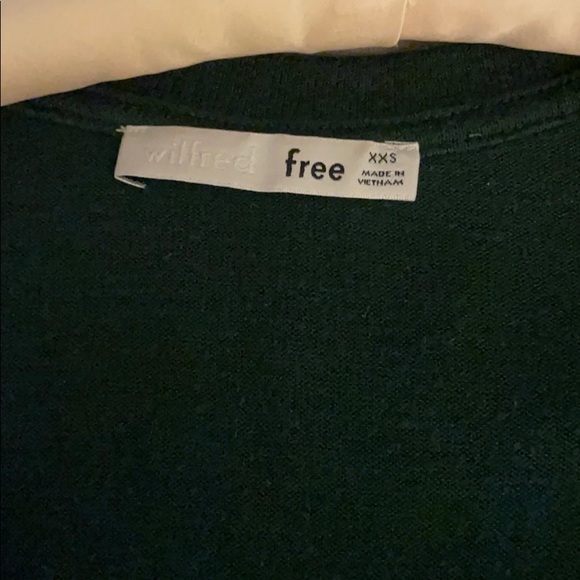 Aritzia Wilfred Free Oversize Pullover Sweater - Picture 3 of 5